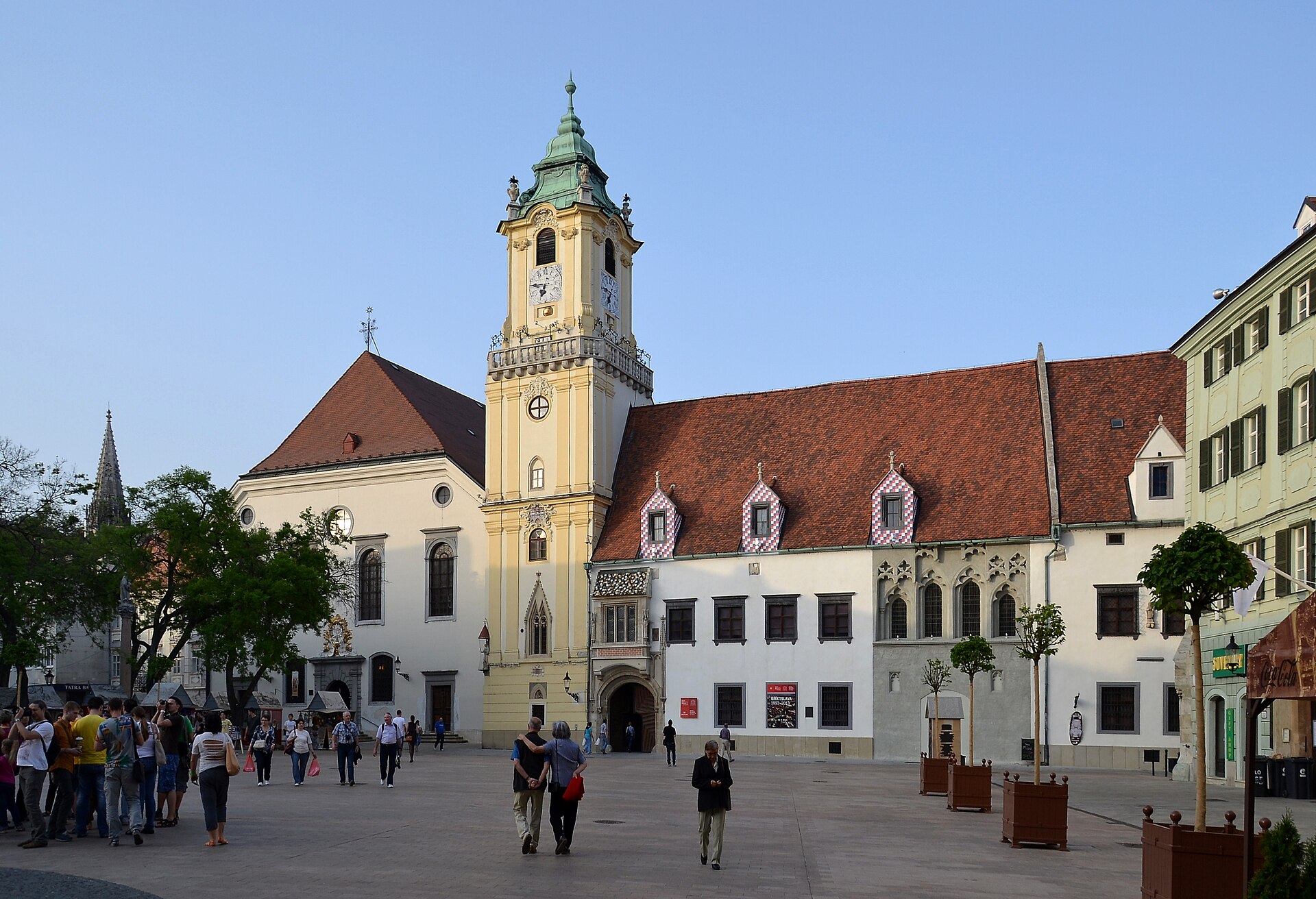 Hauptplatz in der Altstadt von Bratislava