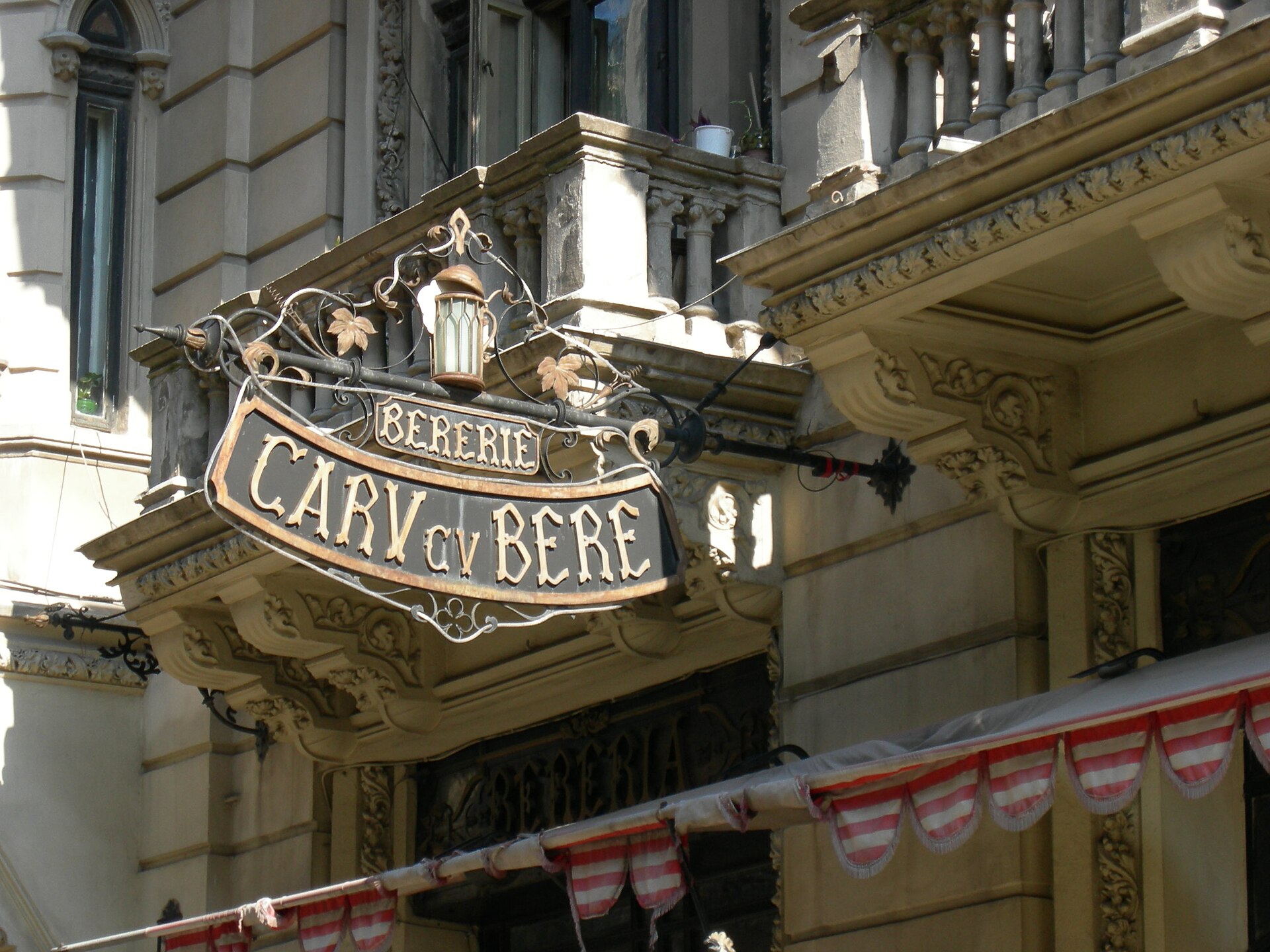 Traditionsrestaurant Caru' cu Bere in Bukarest