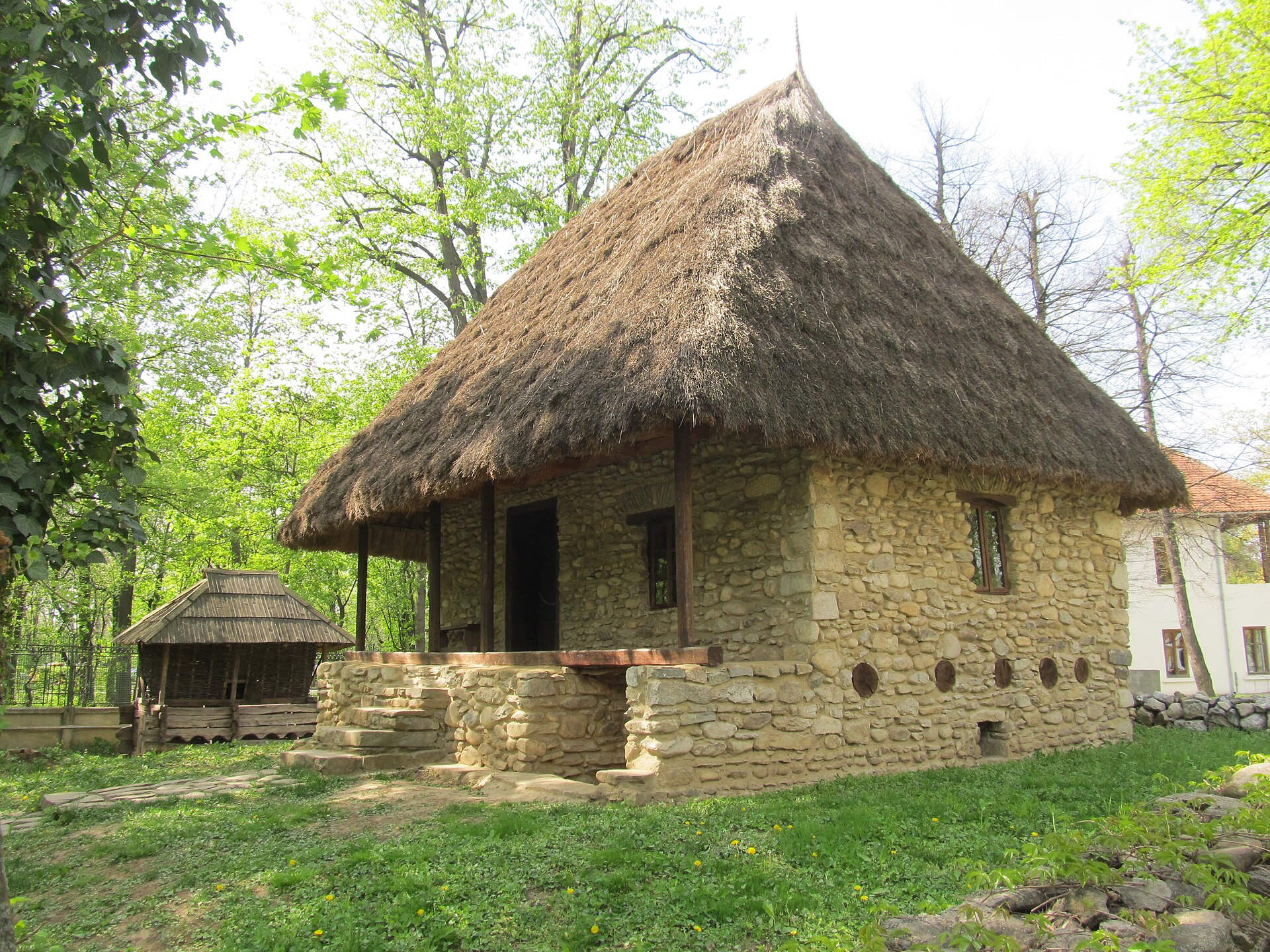 Traditionelles Bauernhaus im Dorfmuseum Bukarest