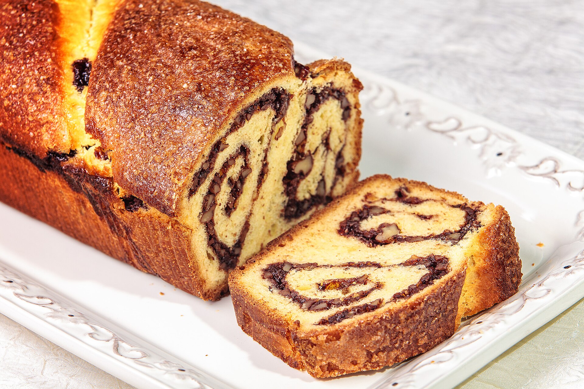 Cozonac mit Nussfüllung
